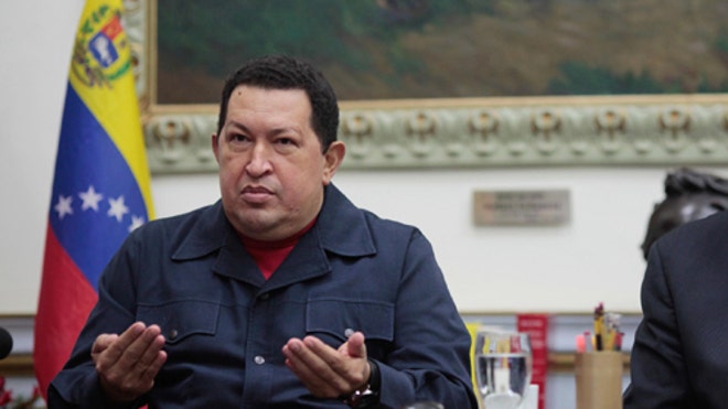 Chavez Maduro Espanol.jpg
